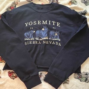 Black Cropped Yosemite Crewneck